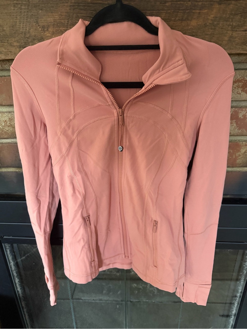 Lululemon Women's salmon colored Full-Zip Active Jacket